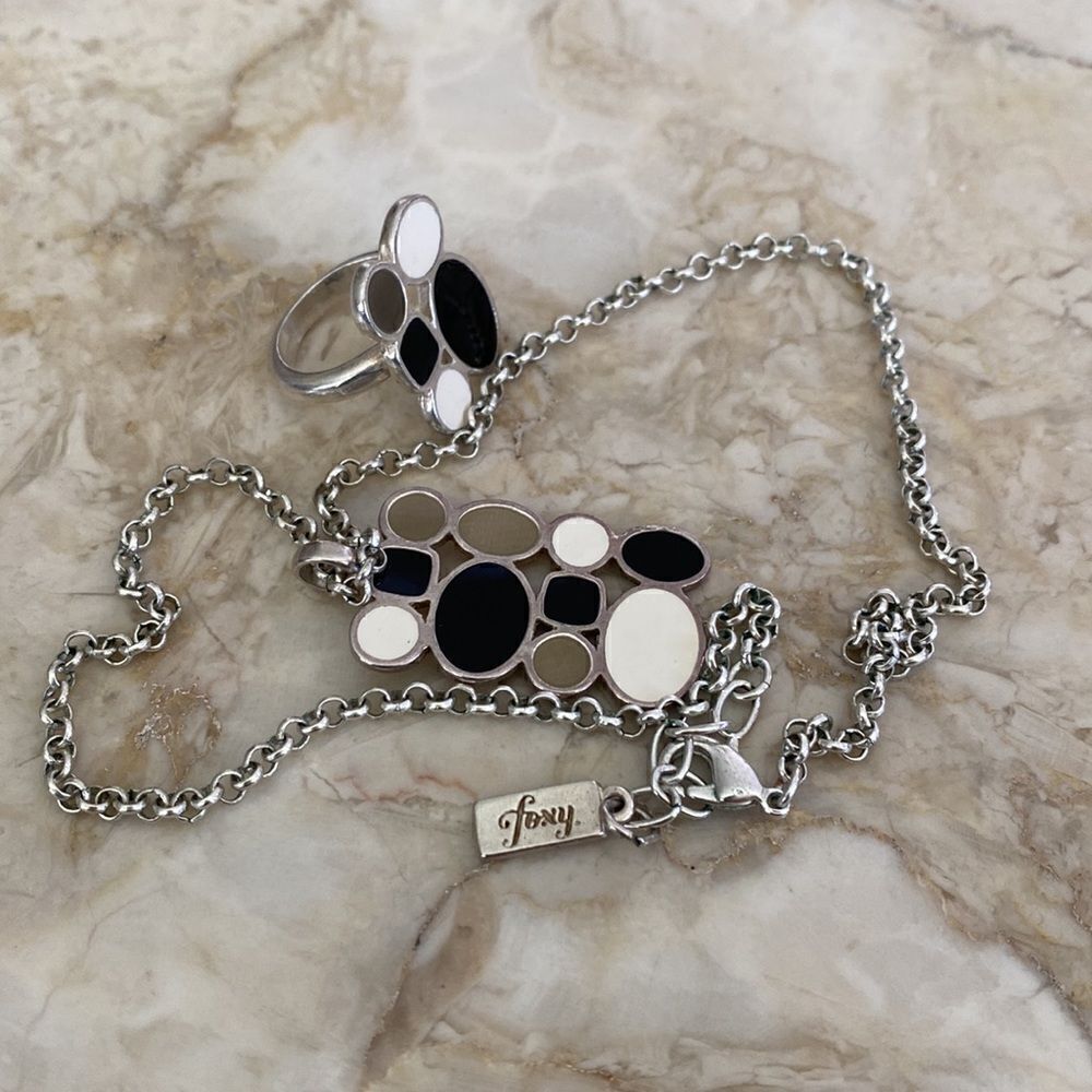 Foxy Originals Matching Set Necklace & Ring Silver Tone & Enamel